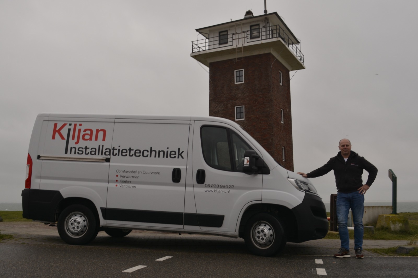 Kiljan Installatietechniek met bedrijfsbus in Den Helder